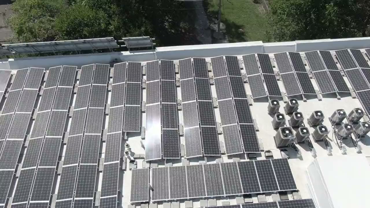 Installation solaire en arrière-plan